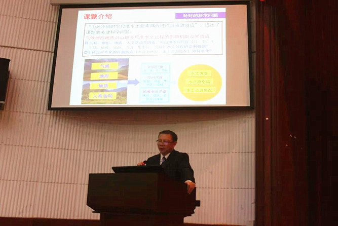 1600998862658317.jpg 黄晓荣_副本.jpg